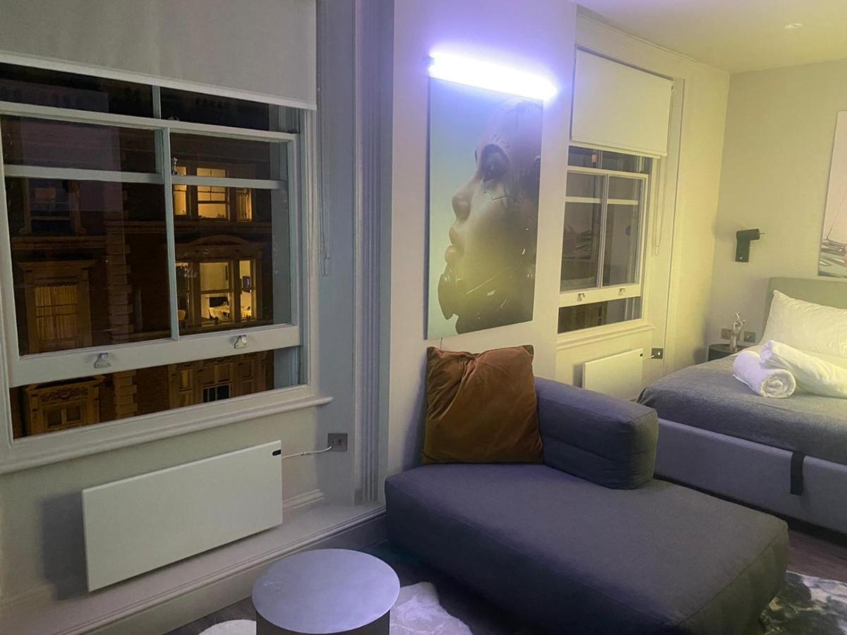 New Luxury Cyberpunk 1bed Studio Serviced Notting Hill Free Wifi & Netflix Location Perfect For Solo & Coupled Guests Apartamento Londres